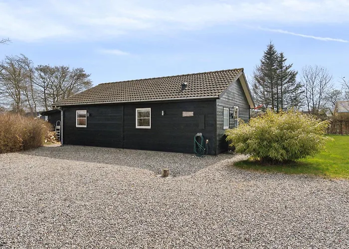 8-person Close To Childfriendly Дом отдыха Бёркоп